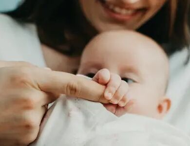 Summer Survival Guide: Tips from Pediatrician for New Moms and Newborns